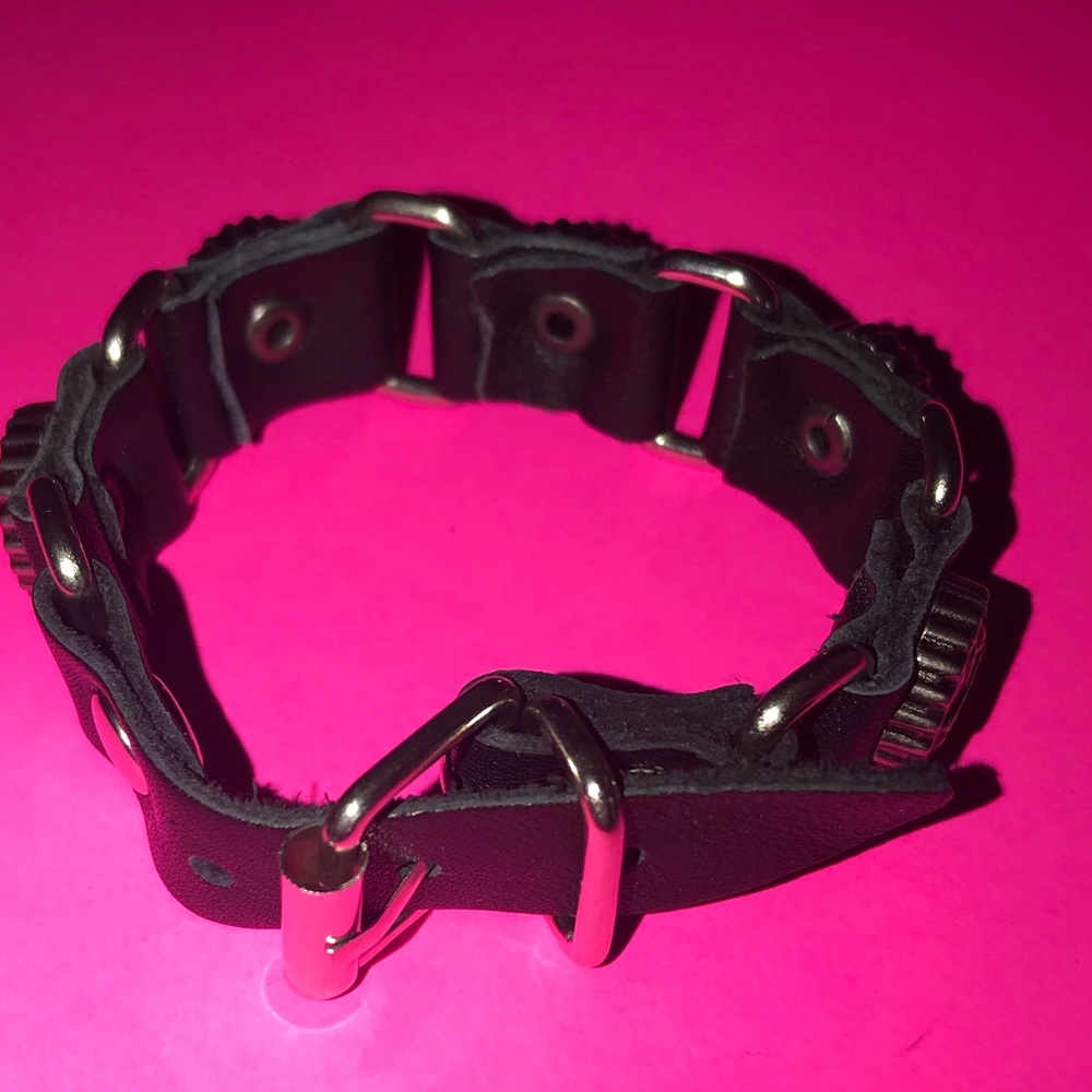 BLACK BRACELET!! - Picture 3 of 5
